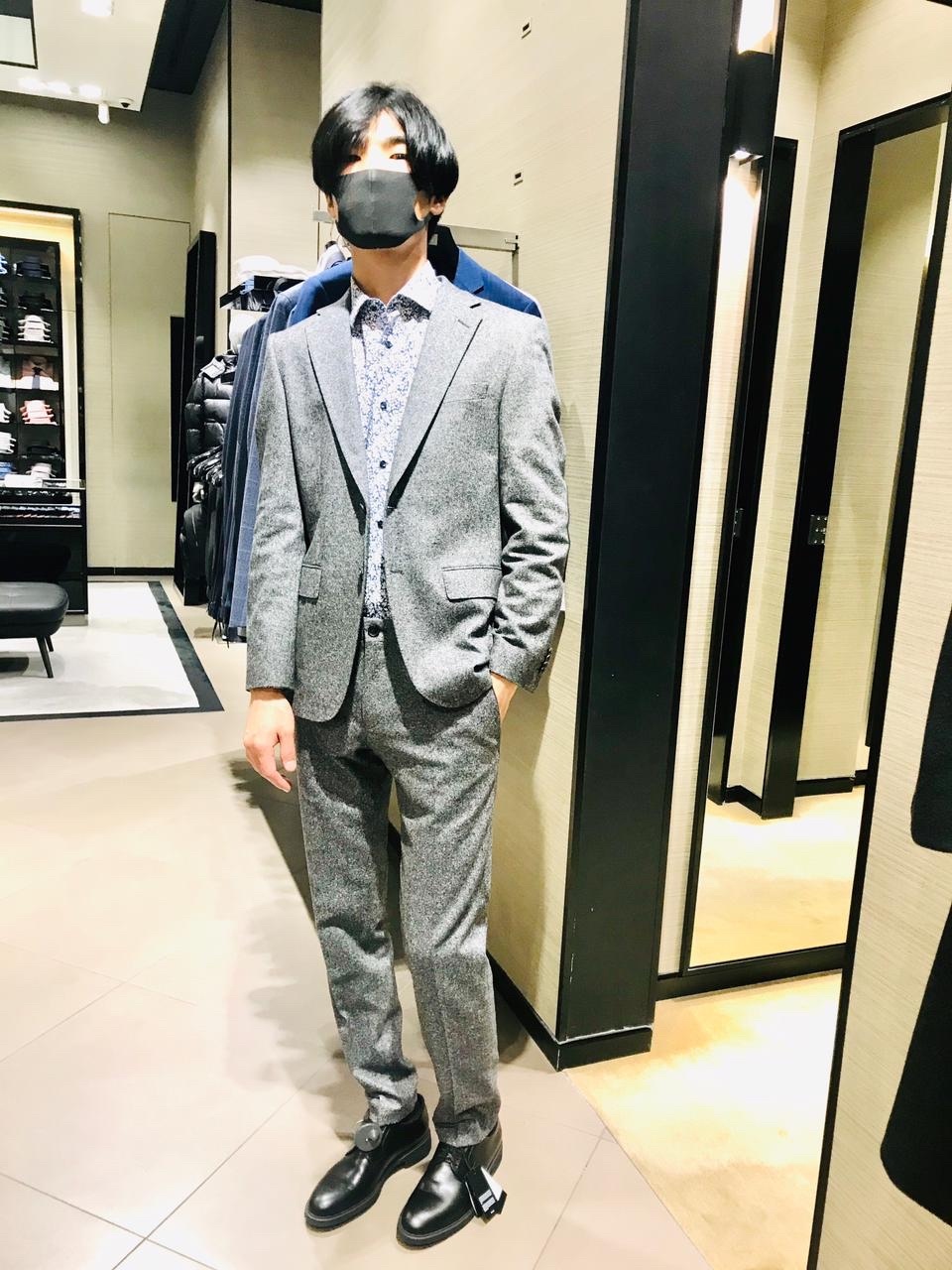 Shopping Escort Image 22