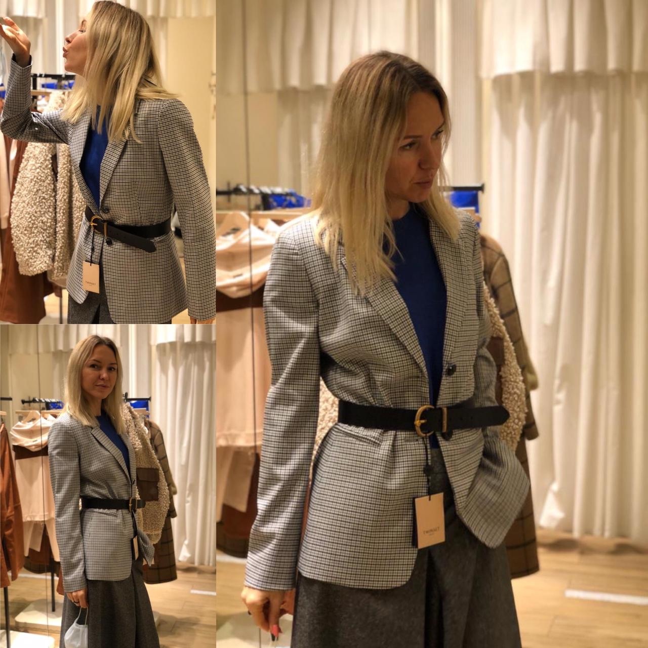 Shopping Escort Image 4